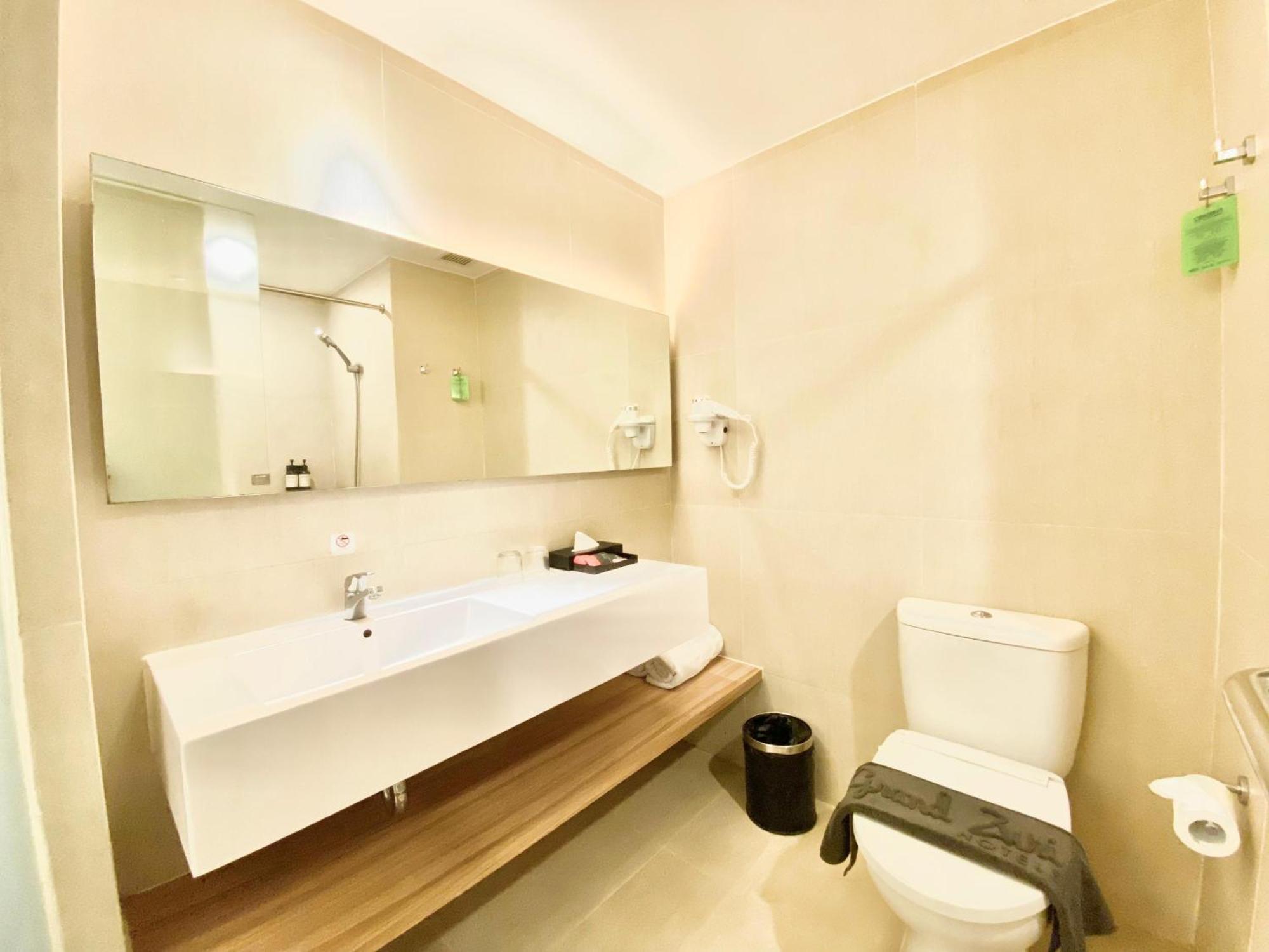 Grand Zuri Malioboro Hotel Yogyakarta Eksteriør billede
